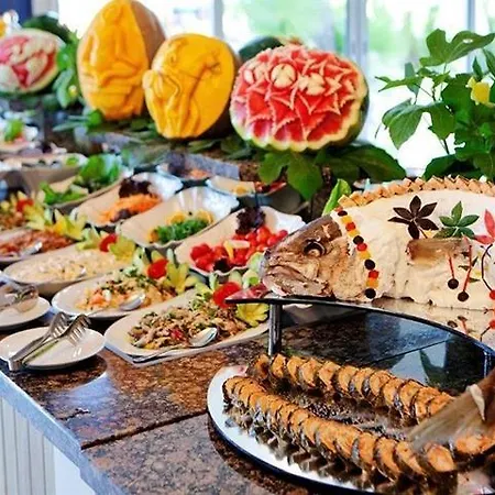 Quadas - Adult Only 4*