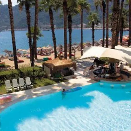 Отель Quadas - Adult Only 4*