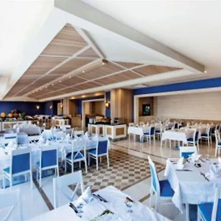Hotell Quadas - Adult Only