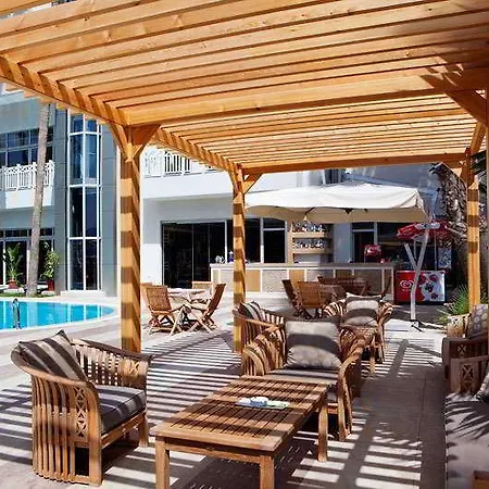 Hotell Quadas - Adult Only