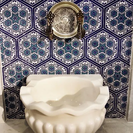 Quadas - Adult Only マルマリス