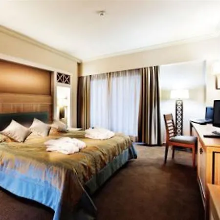 Quadas - Adult Only マルマリス