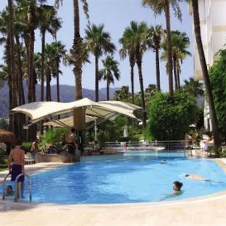 ホテル Quadas - Adult Only 4*