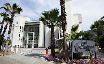Quadas - Adult Only Otel 4*