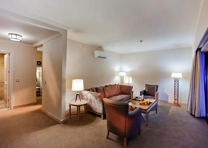 Quadas - Adult Only 4*