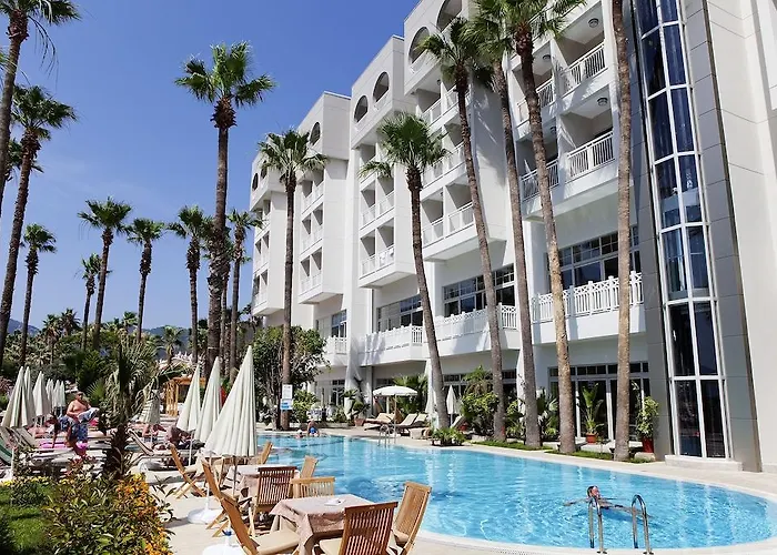 Quadas - Adult Only 4*